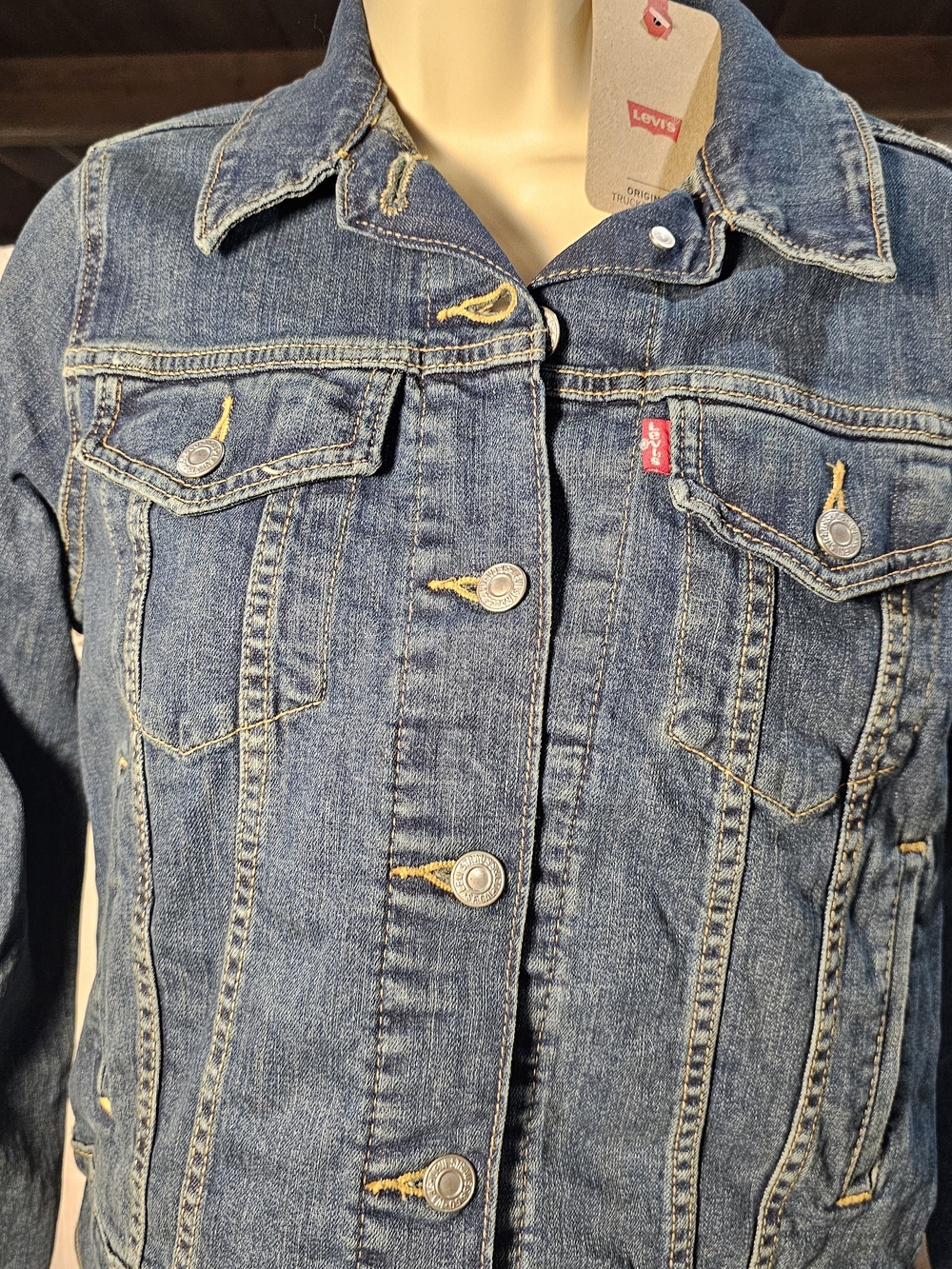Levi's Original Trucker Denim Jacket NWT Size Small Classic Blue Jean Jacket